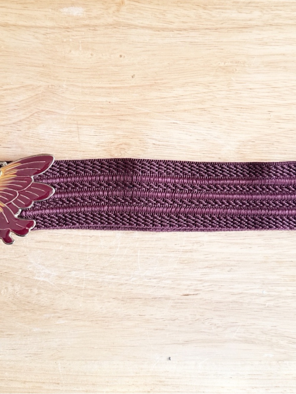 Vintage 80s Burgundy Enamel Butterfly Buckle Elastic Waist Textured Belt Size XL - Picture 10 of 15
